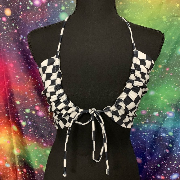 🤑Chic Checkered Halter Top - Picture 1 of 3